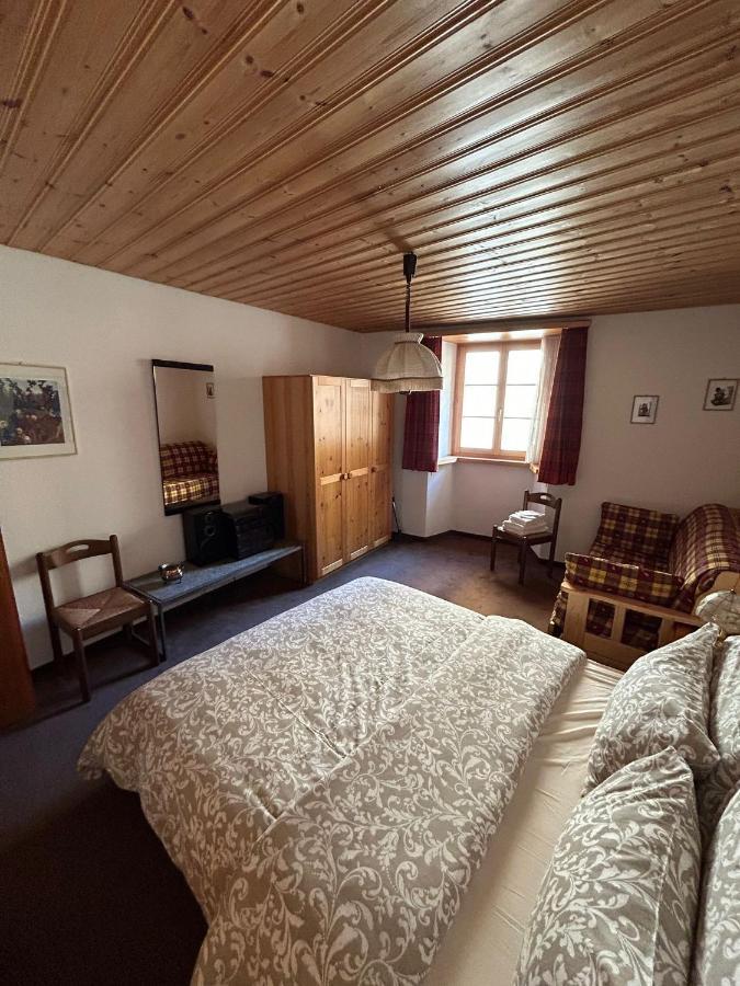 Casa Lalla Affittasi Nel Centro Di Poschiavo Εξωτερικό φωτογραφία